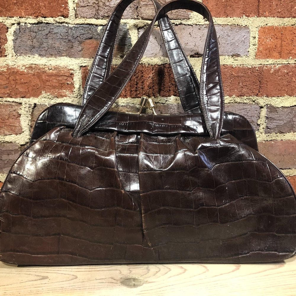 Banana Republic - Cute Retro Croc Pattern Clutch